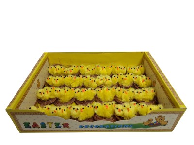 WIE1039 Easter chickens